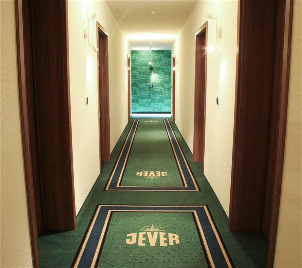 Hotel Im Schuetzenhof, 제베 외부 사진